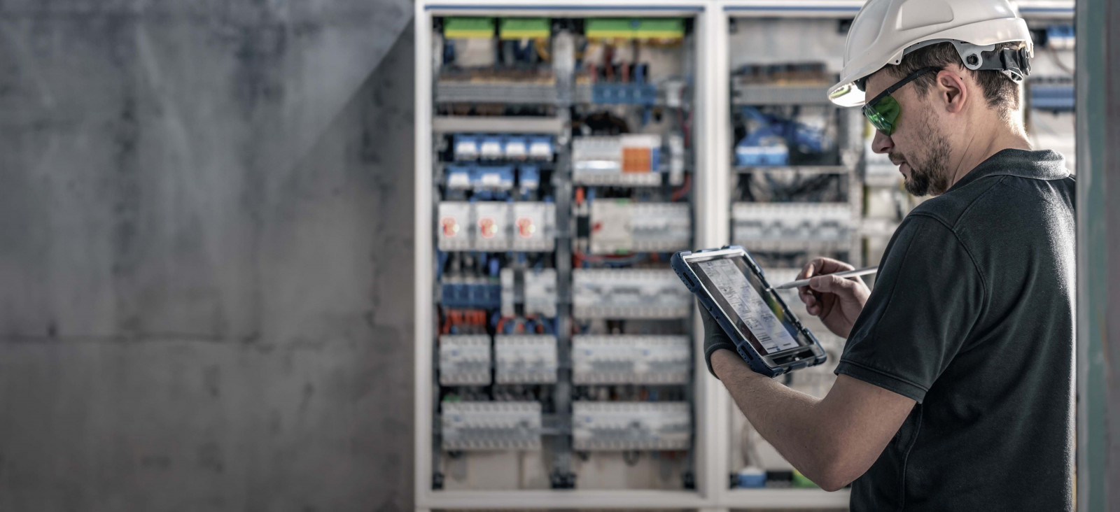 Безопасная эксплуатация электроустановок напряжением до 1000 В | Обучение, аттестация, лицензирование